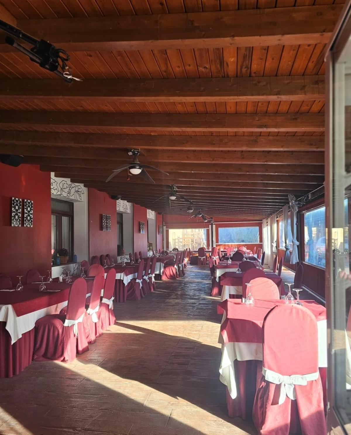 Hotel Restaurante El Patas Corral de Almaguer Kültér fotó